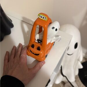 Orange Ghost Taxi Halloween Decoration Decor Ashland Michaels 2024